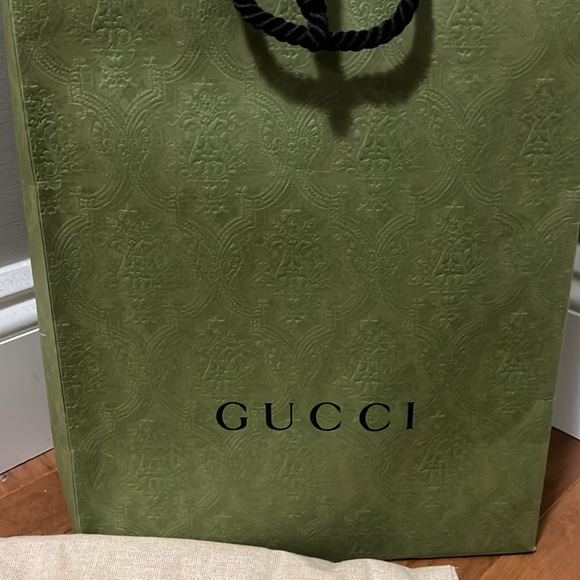Full set Gucci hat. - Picture 6 of 7